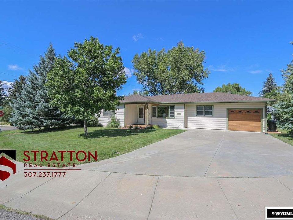 1st image of 3054 Nob Hill Dr
