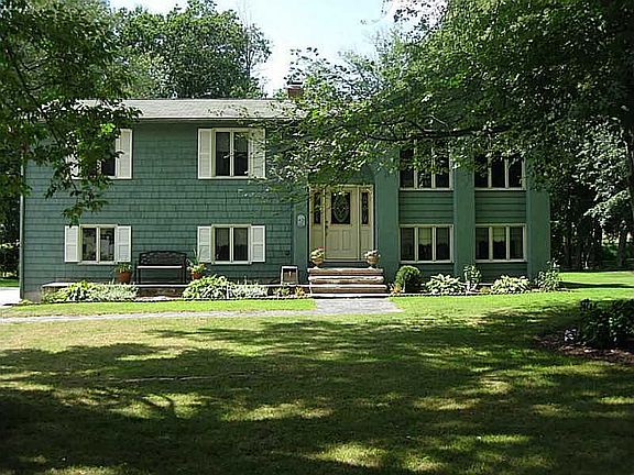 4th image of 21 Cherrywood Dr