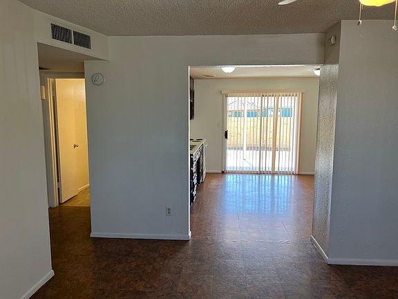 4th image of 2838 N 70th Dr
