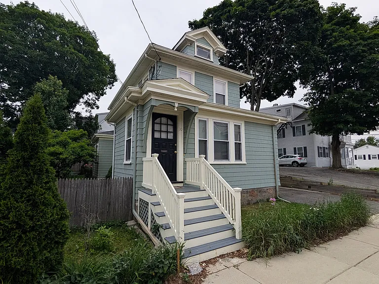 10 Duval St — Photo 2