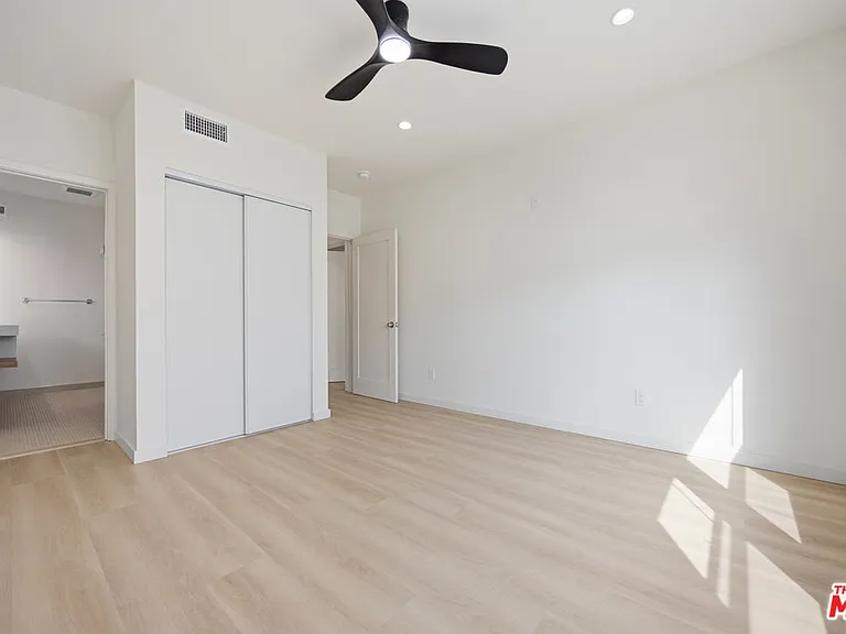 3015 W Stocker Pl — Photo 11