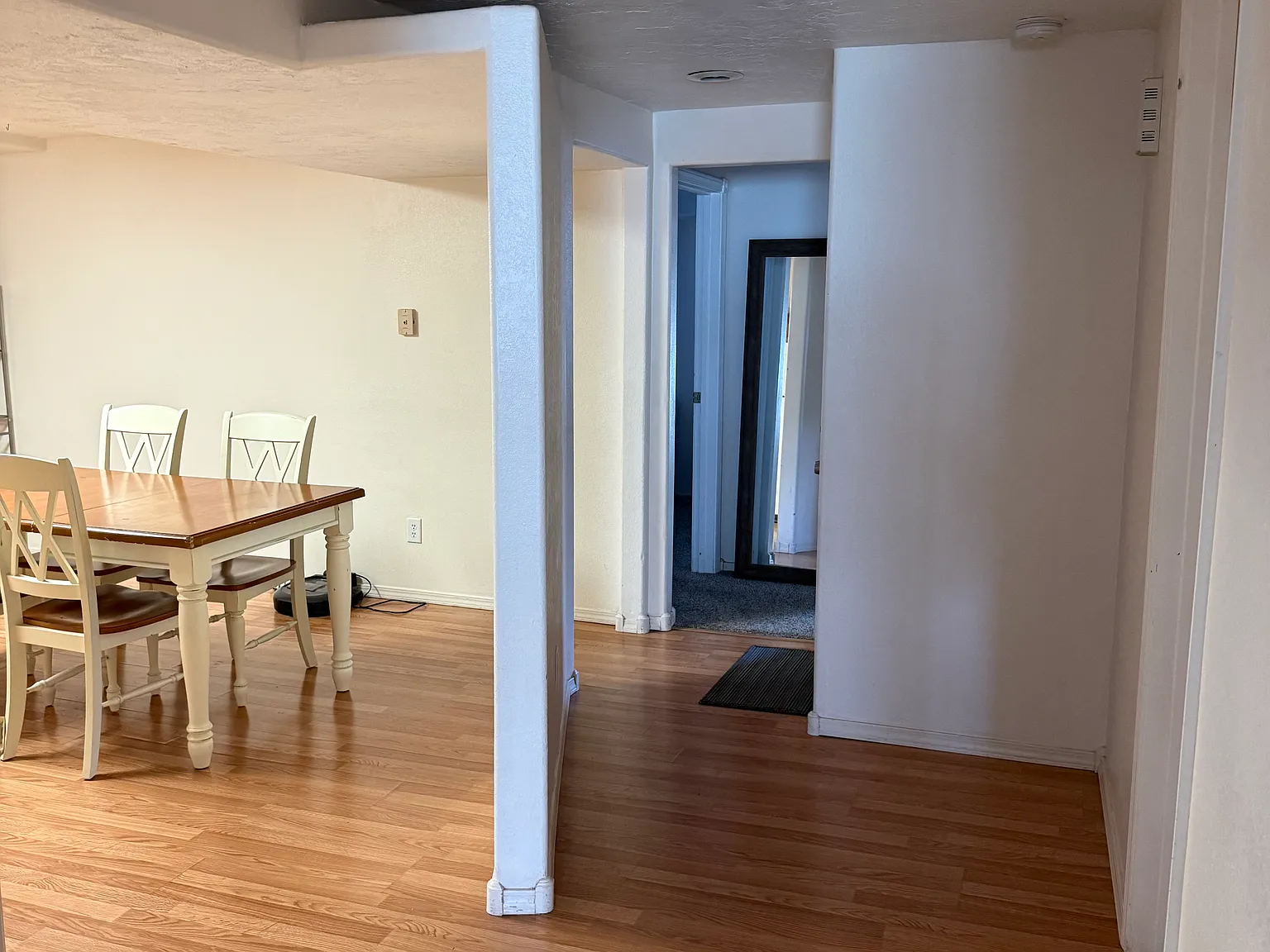 2 bed, 950 sqft, $1,225 — Photo 4