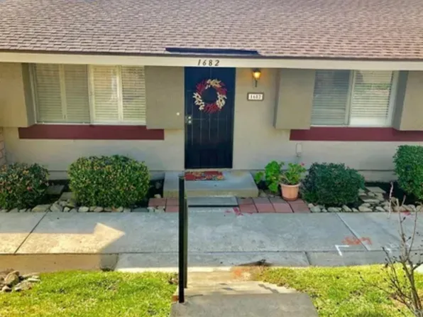 1682 Carmel Cir W, Upland, CA 91784