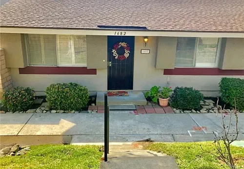 1682 Carmel Cir W Photo 1