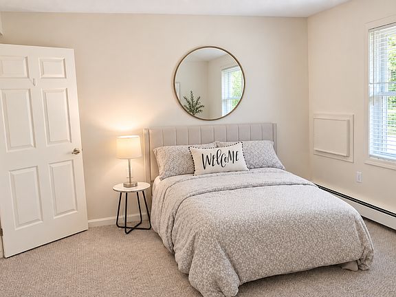 2nd image of 37 Ridgewood Rd #55517d679