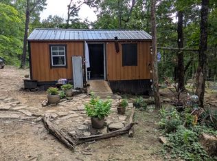 9587 State Route 50, Pelham, TN 37366