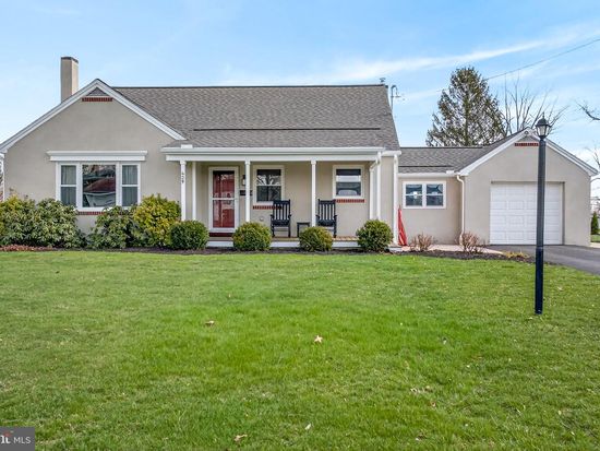 409 Delta St, Mount Joy, PA 17552