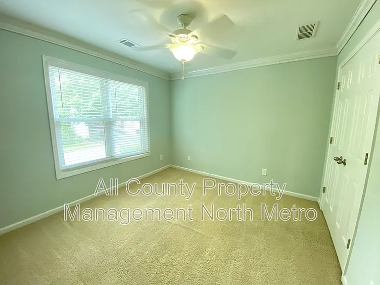 10915 Kimball Crest Dr — Photo 6