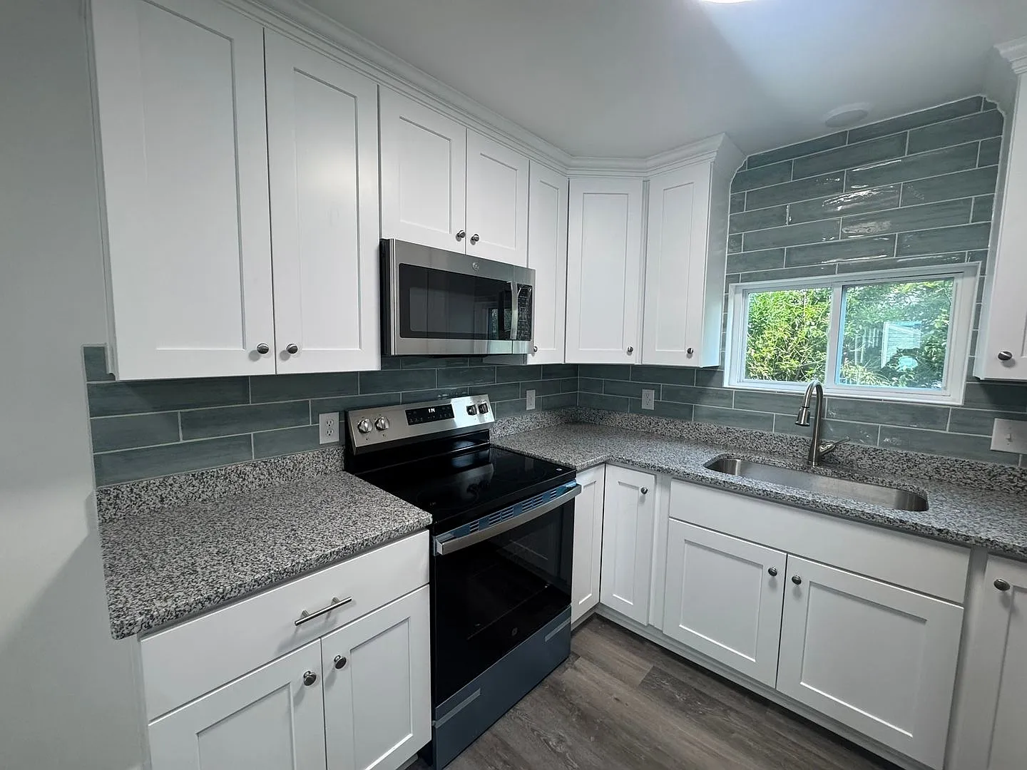 1125 Little Bay — Photo 3