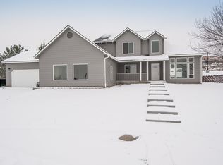 1952 Mountain View Dr, Prosser, WA 99350