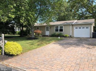 163 Bluejacket Ave, Manahawkin, NJ 08050