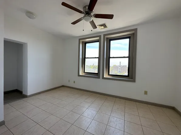 2152 N Broad St APT 4, Philadelphia, PA 19121