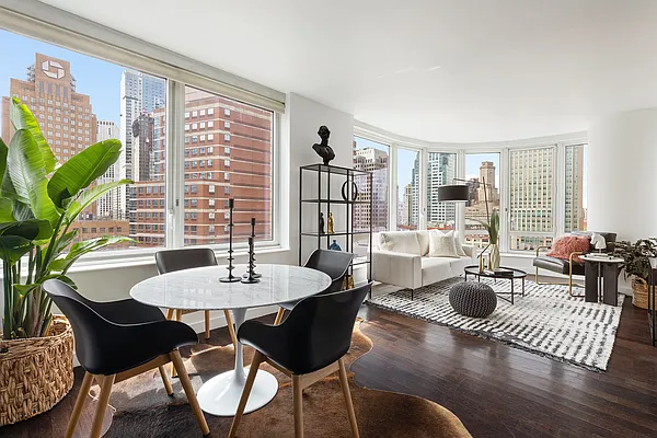 Sold by Compass | media 1