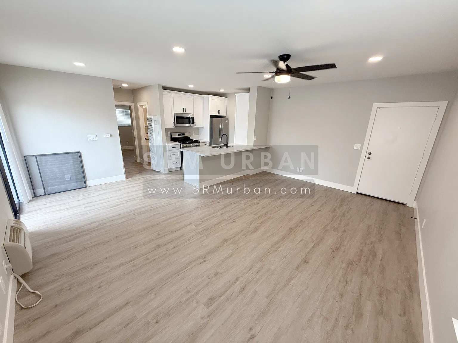 2 bed, 900 sqft, $2,895 — Photo 1