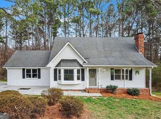 3855 Laurel Falls Dr, Snellville, GA 30039