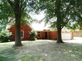 5072 Waters Edge Cv N, Memphis, TN 38141