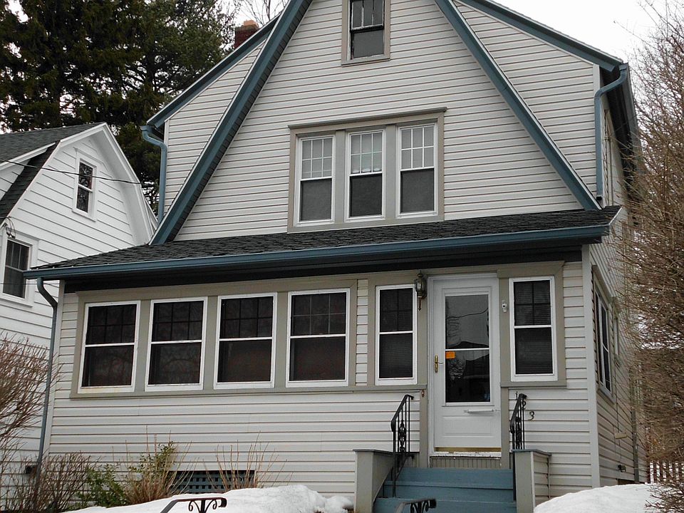 1st image of 123 Bungalow Ter