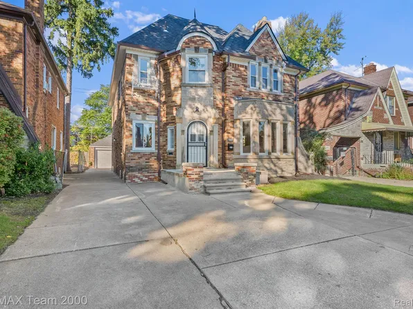 18043 Wisconsin St, Detroit, MI 48221