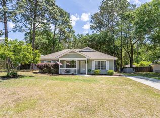 16 Robin Way, Beaufort, SC 29907