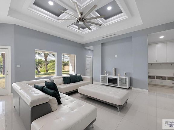4th image of 7280 Rain Forest Dr