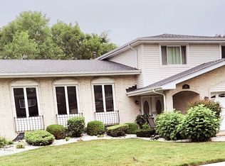 938 E 194th St, Glenwood, IL