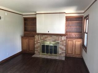 4443 S Lenox St, Milwaukee, WI 53207