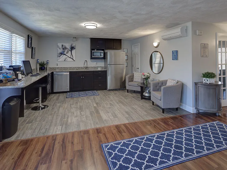Briarwood — Photo 15