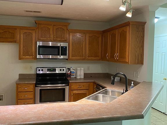 2nd image of 510 Duncan Dr