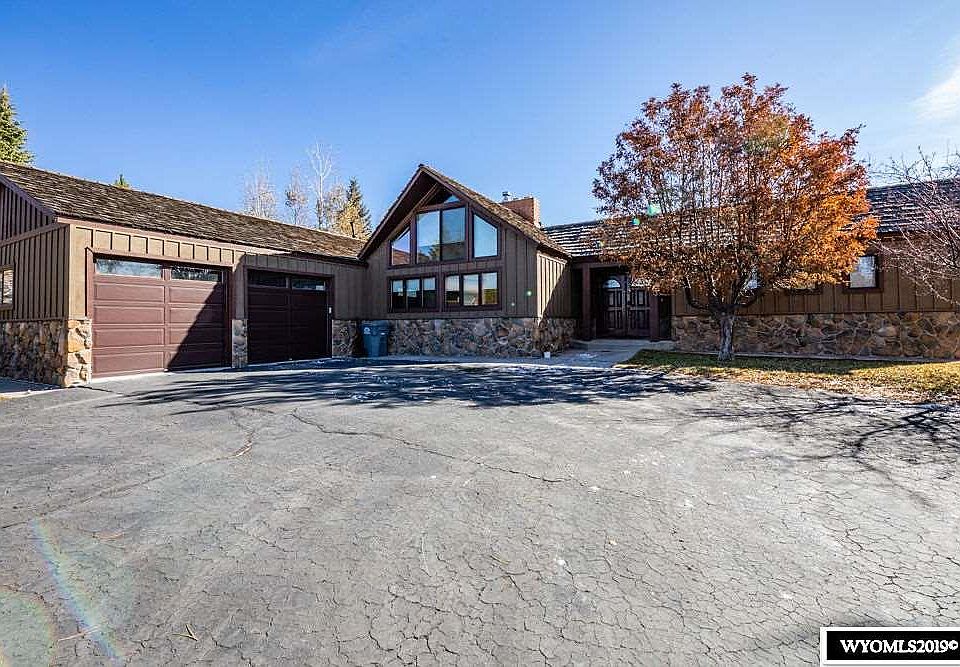 1st image of 1125 Hilltop Dr