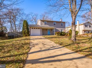 1926 Hull Rd, Vienna, VA 22182