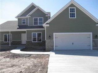 6324 Hidden Rdg, North Tonawanda, NY 14120