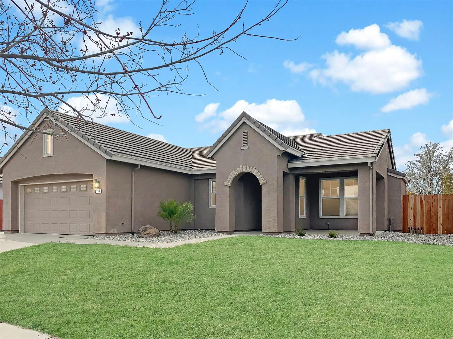 2190 Bidwell Bar Dr photo 1