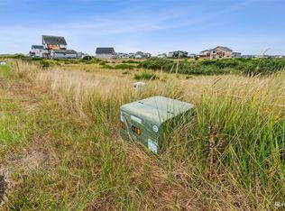1456 Ocean Crest Ave SW, Ocean Shores, WA 98569