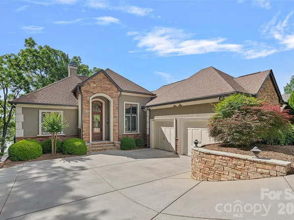 3225 Lake Pointe Dr, Belmont, NC 28012