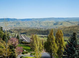 4165 W Eaglerock Dr, Wenatchee, WA 98801