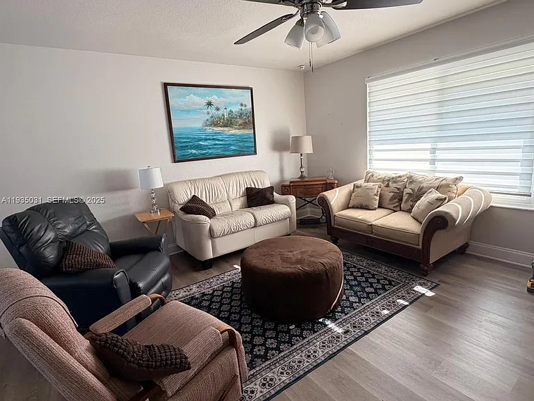 5474 Kenwood Dr — Photo 15