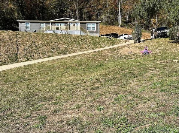 5900 State Route 302, Van Lear, KY 41265