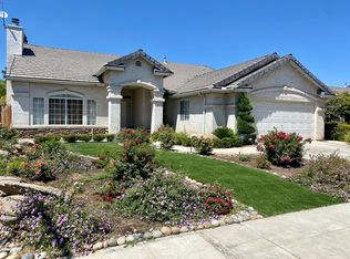 2072 E Rush Ave, Fresno, CA 93730