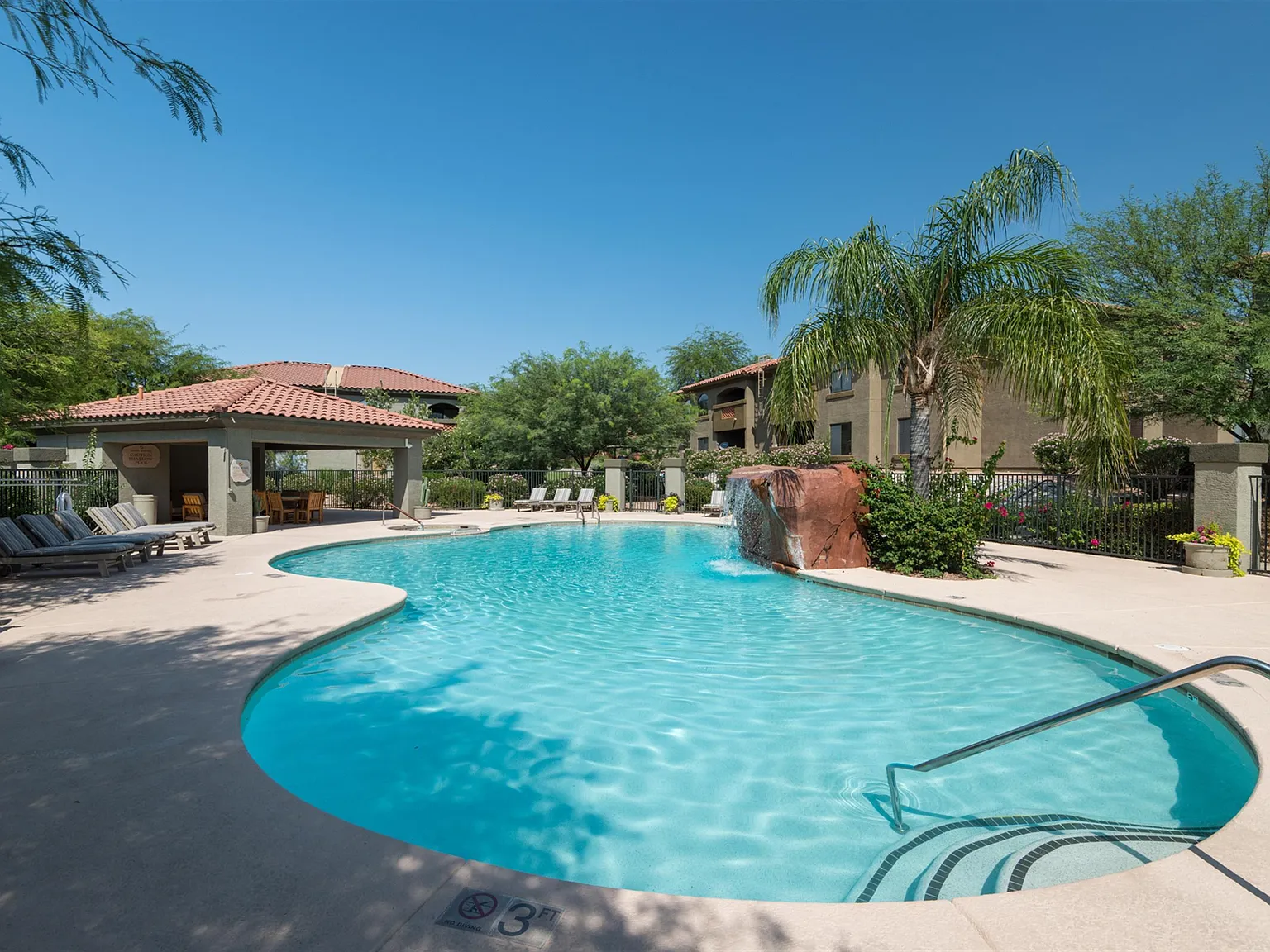 1 bed, 1.0 bath, 701 sqft, $1,500 — Photo 3