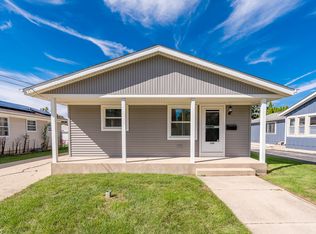 160 S Melrose Ave, Elgin, IL 60123