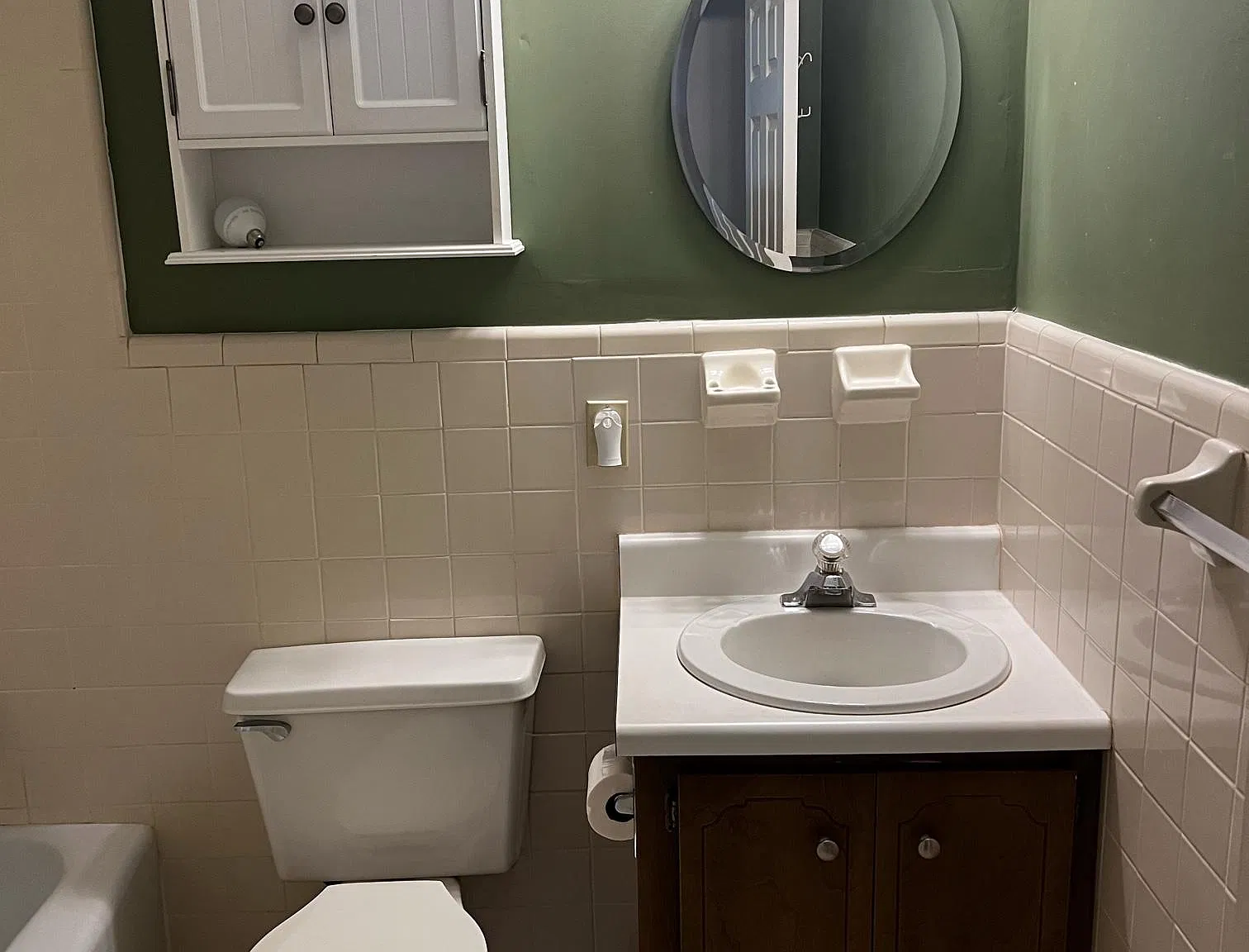 667 Mitscher Dr — Photo 4