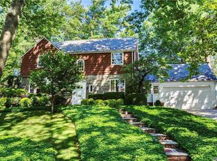 231 Clent Rd, Great Neck, NY 11021