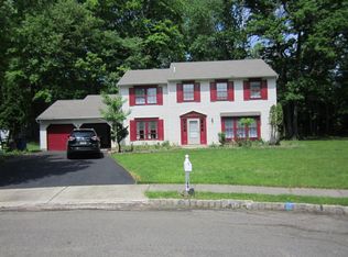 44 Marc Dr, Englishtown, NJ 07726