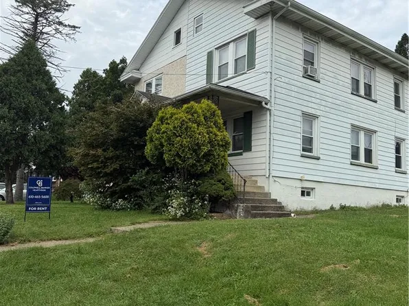 1906 3rd St, Bethlehem, PA 18020