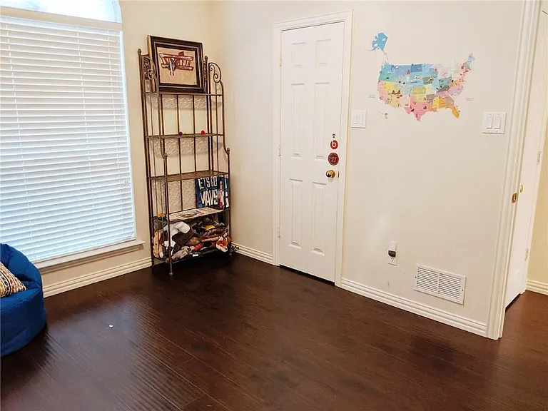 4425 Galsford Dr — Photo 22