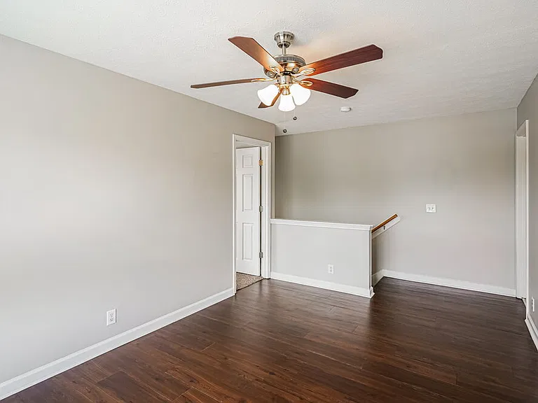 2900 Summer Hollow Ct — Photo 15