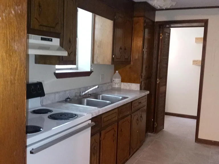 3210 Thompson Ln #C — Photo 2