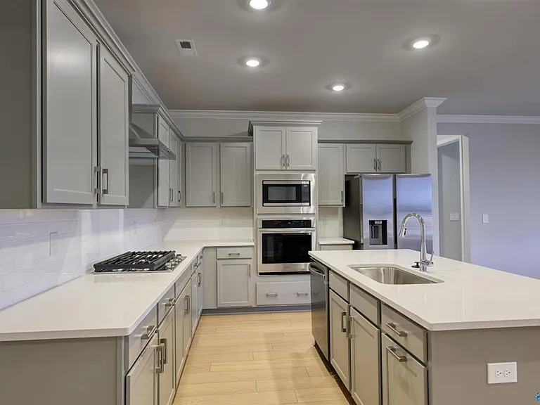 156 Clift Creek Dr — Photo 4