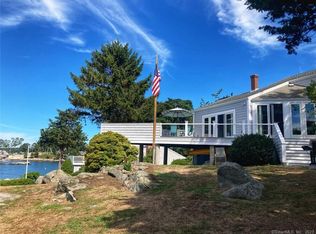 24 Nauyaug Point Rd, Mystic, CT 06355