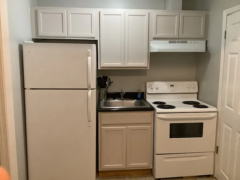 1410 Saint Andrew St #L — Photo 4